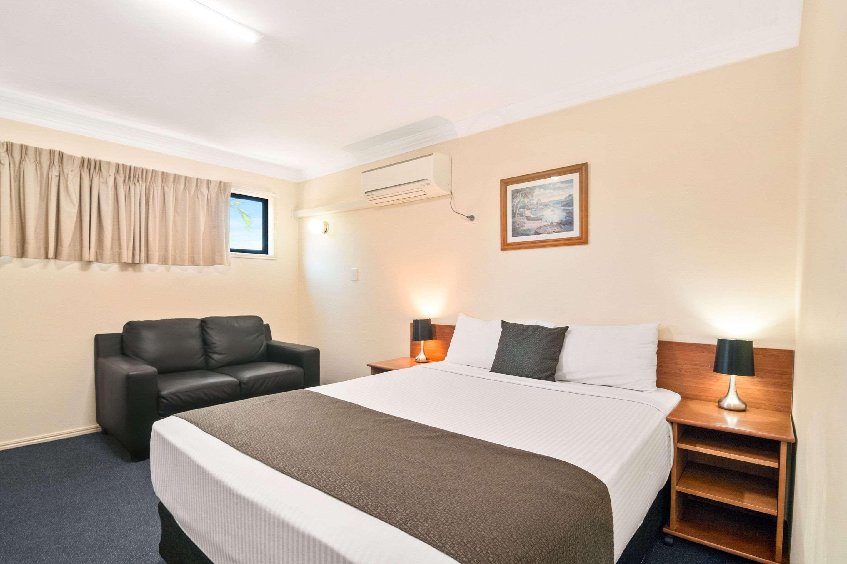 Econo Lodge Waterford Loganlea Exterior photo